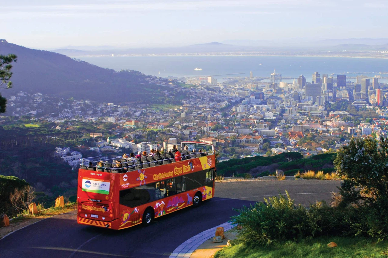 Boat Tour + Hop-On Hop-Off Bus Cape Town | City Sightseeing©